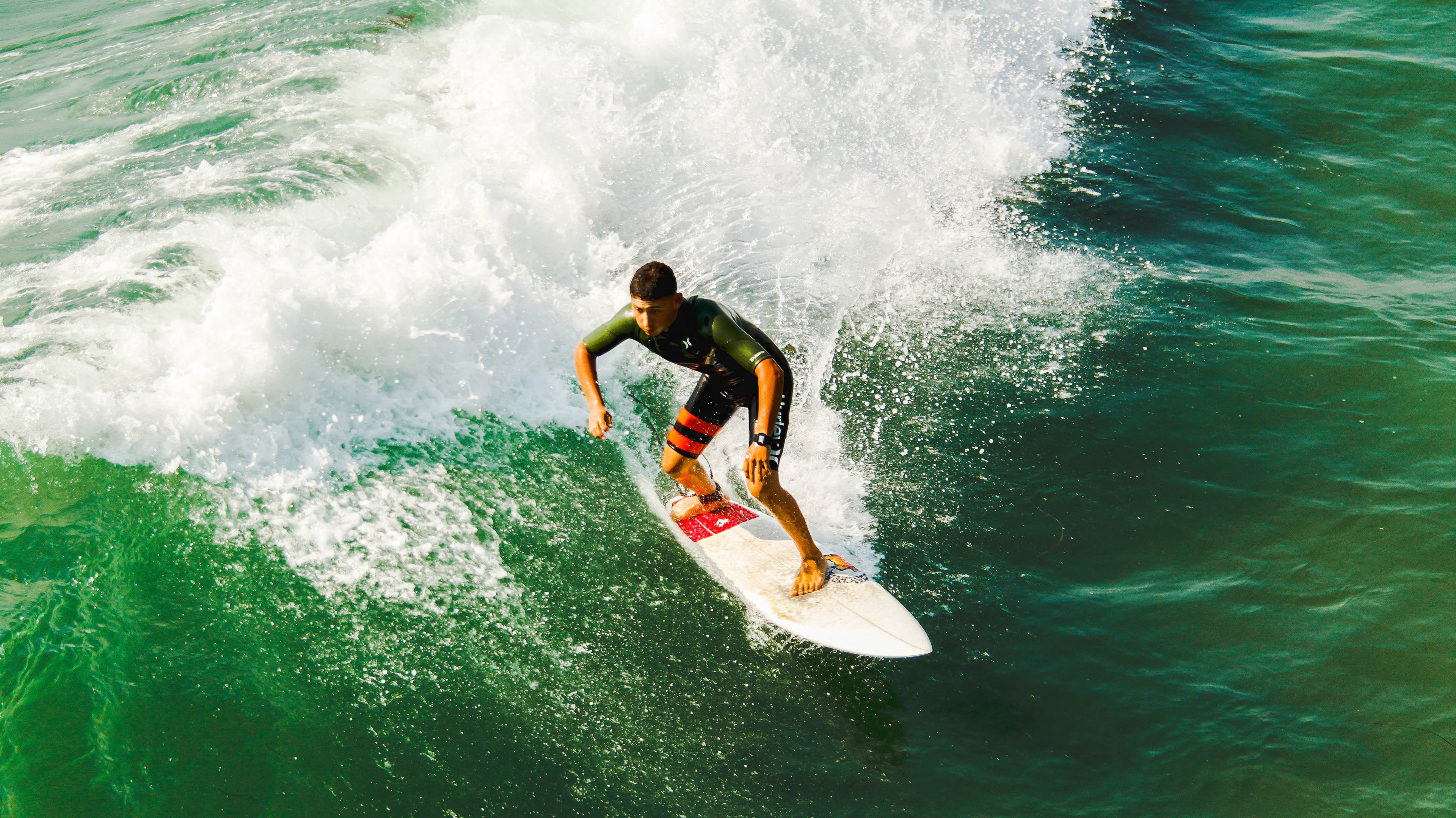 “战术揭秘：团队如何打造无敌防线？”，打造团队战斗力